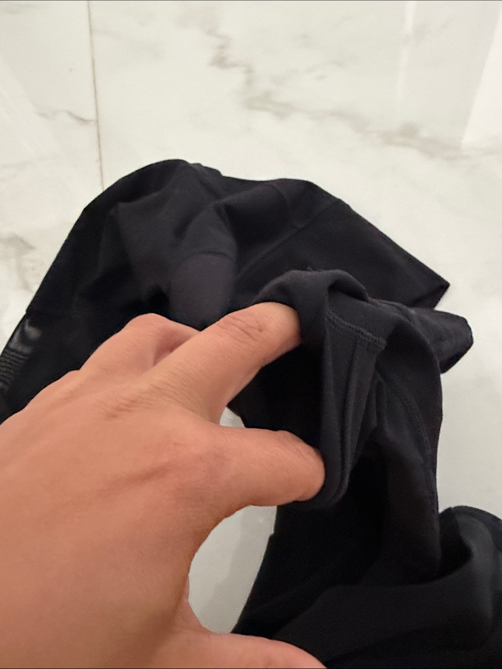 Fabletics Black High-Waist Leggings with Side Pockets - Picture 3 of 4